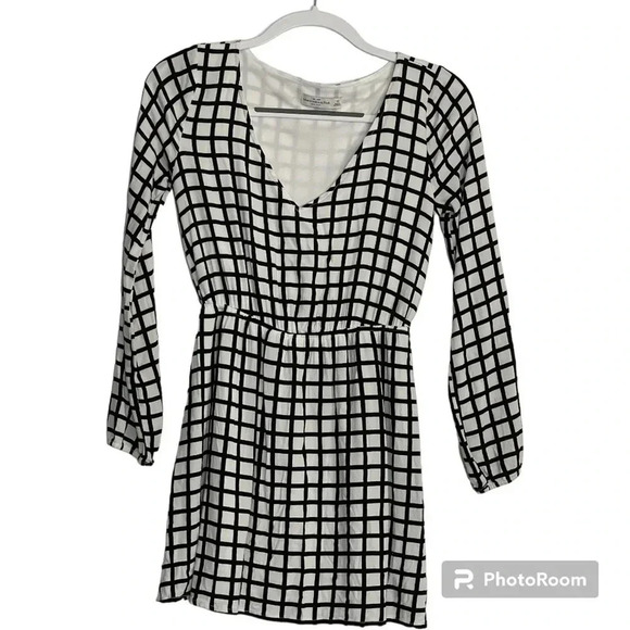 ☀️Abercrombie & Fitch XS Long Sleeve Dress - Picture 1 of 2